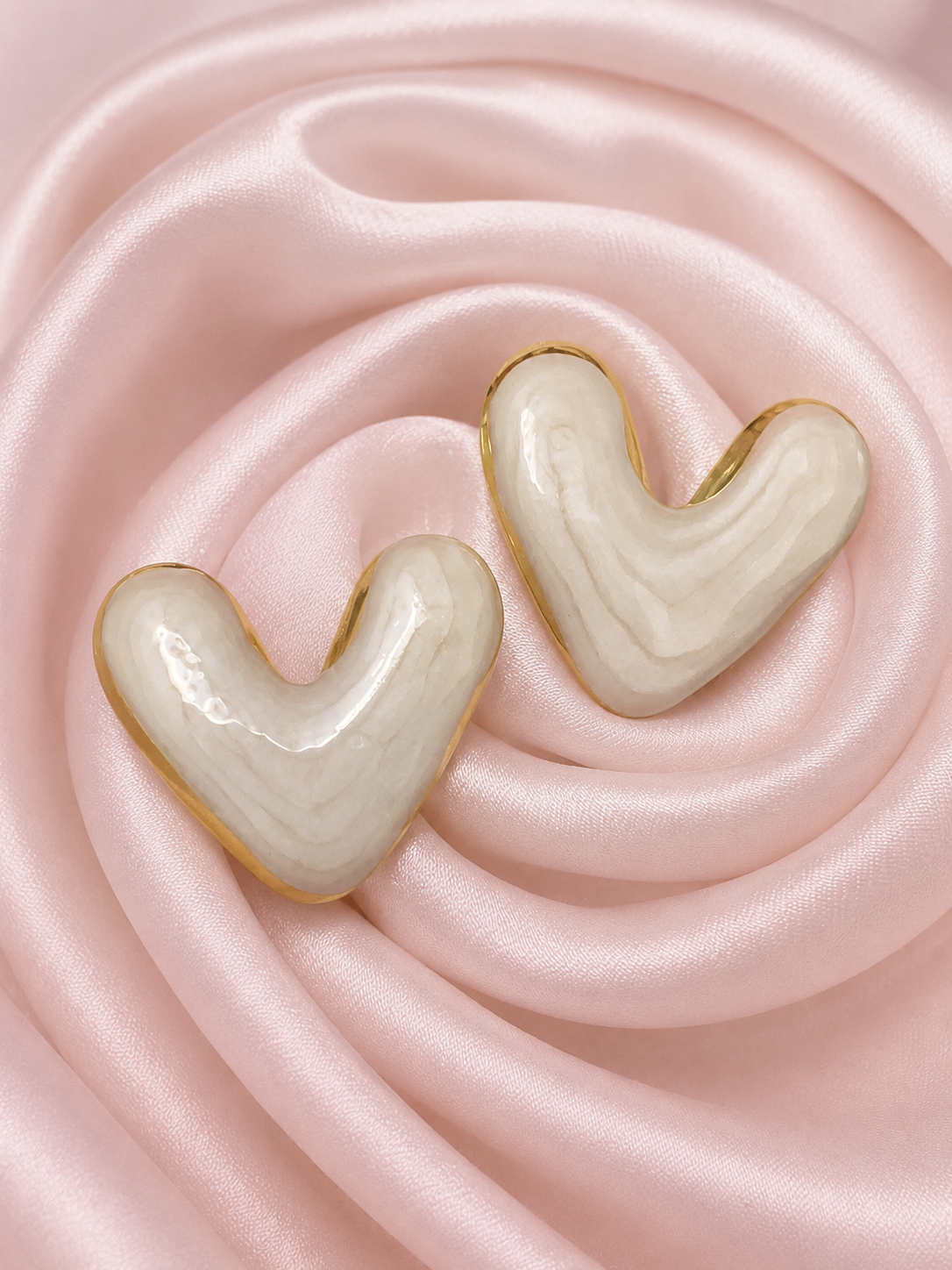 Cream hearts